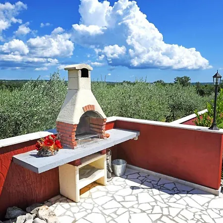 Sleeps 6 Pool Air Con Wifi Villa Jakici